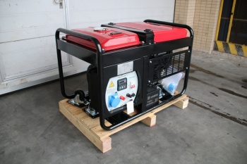 Бензогенератор 15 кВт АМПЕРОС LT17000E с автозапуском